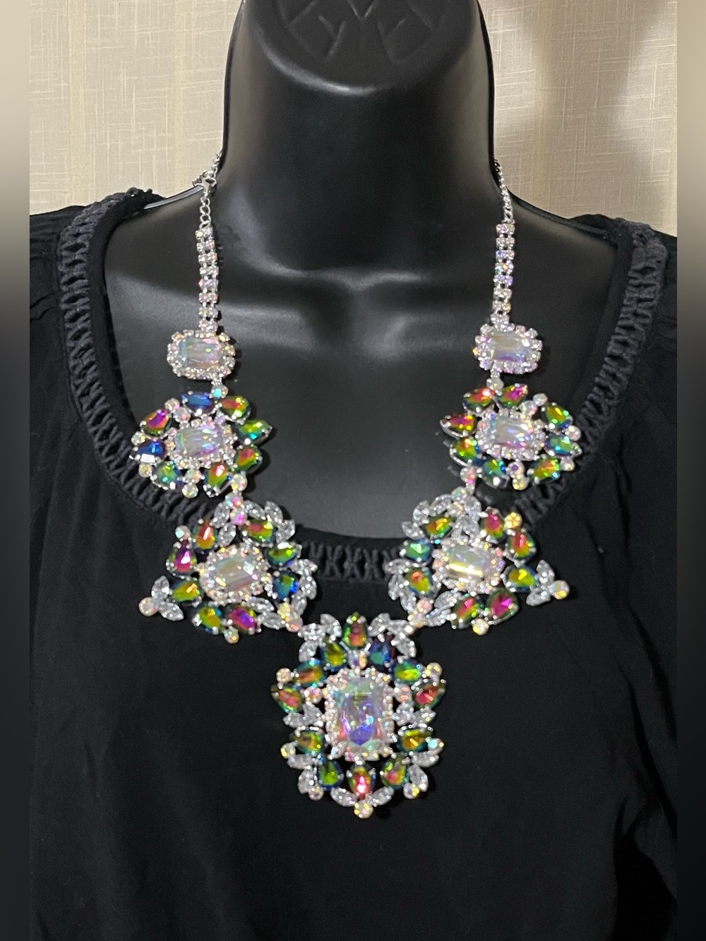 Aurora Crystal Faceted Statement Necklace NEW